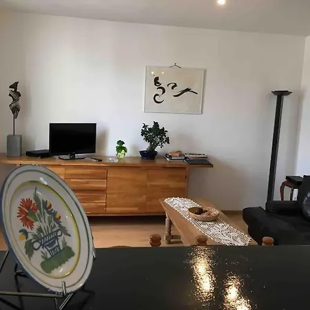 Classe 2 Etoiles: Cozy Quayside In Apartment